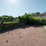 Апартаменты 1 Et 2 3 Etoiles Au Calme A 150 M Des Thermes - *